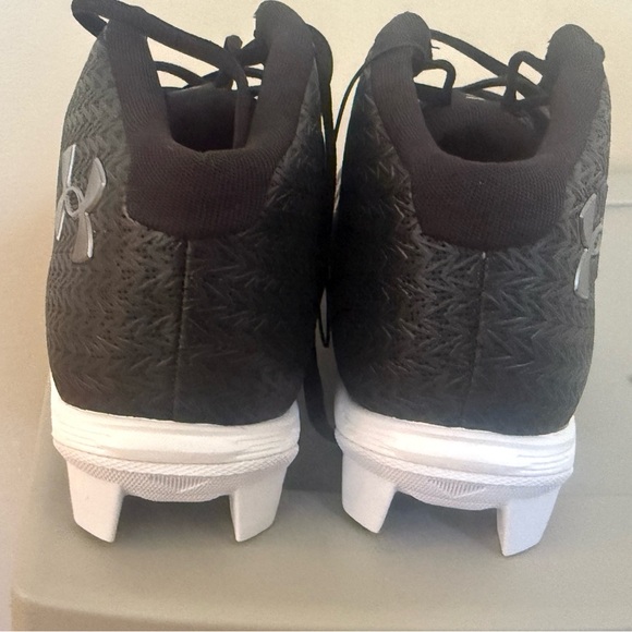 Under Armour Spotlight‎ Franchise RM 4.0 Black White football cleats size 11.5 main image 7
